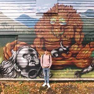 Meet your Posher, Thomas